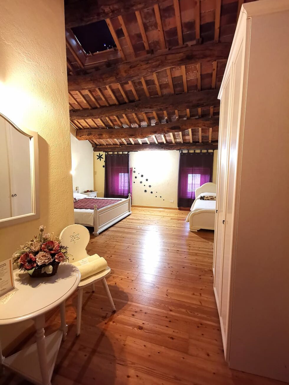 Camera Anguana vista corridoio